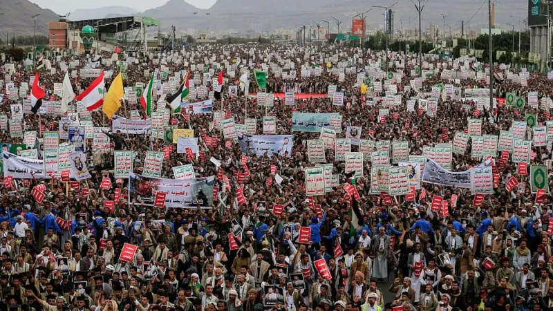Amid U.S.-Iran war, Houthi rebels threaten to blockade another key strait