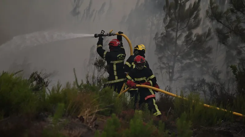 France and Spain fires force more than 300,000 to flee homes
