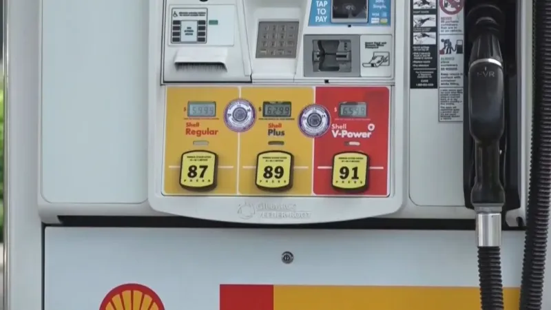 Oregon remains sixth-highest for gas at $4.64 a gallon; diesel climbs to $5.48