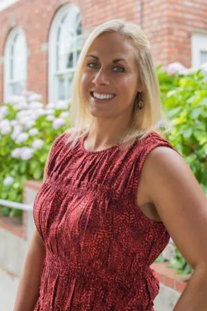 UMPQUA VALLEY ARTS NAMES ANGELA MARX AS EXECUTIVE DIRECTOR