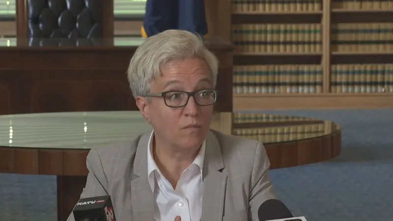 Oregon secures federal assistance to support wildfire response, governor says