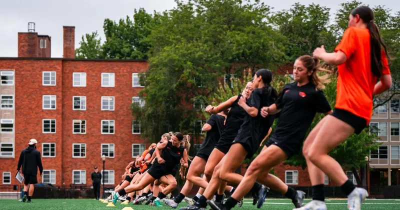 Oregon State women's soccer leans on new faces as Pac-12 play returns