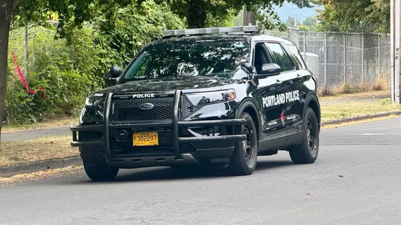 Man hospitalized with non-life-threatening wounds after SE Portland stabbing