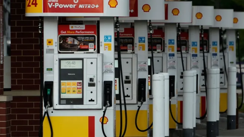Gas prices up in Eugene even as national average sees slight drop