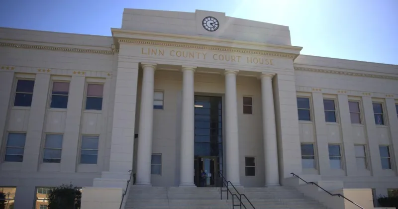 Linn County shows support for health care affiliation