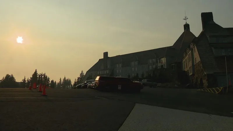 Grasshopper Fire puts Timberline Lodge under Level 1 evacuation notice