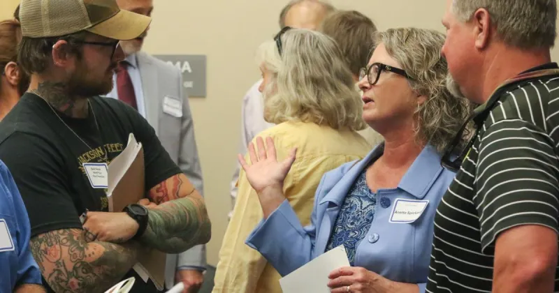 Roseburg holds open house unveiling city manager candidates