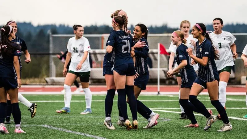 Women's Soccer Season Preview -- Kagey's Return to the Helm Brings Renewed Focus for Warriors