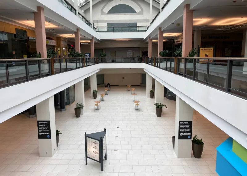 Portlanders Devastated by Lloyd Center Closing After Spending 15 Years Not Going There
