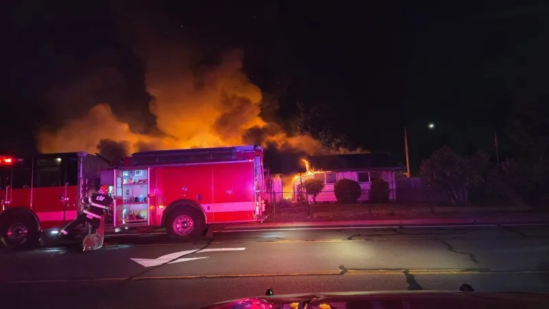 Fire in Springfield neighborhood contained to one home