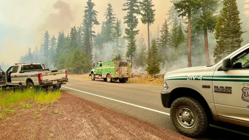 Grasshopper Fire grows to 57K acres near Mt. Hood, lines along Hwy 35 'looking good'