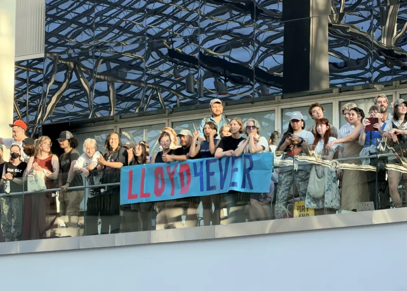 Good Morning, News: Lloyd Mall's Big Going Away Party, Council Gears Up for a Moda Center Battle, and the Tupac Murder Trial Finally Begins