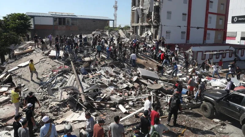 47 dead and buildings collapsed after 7.4-magnitude earthquake shakes western Colombia