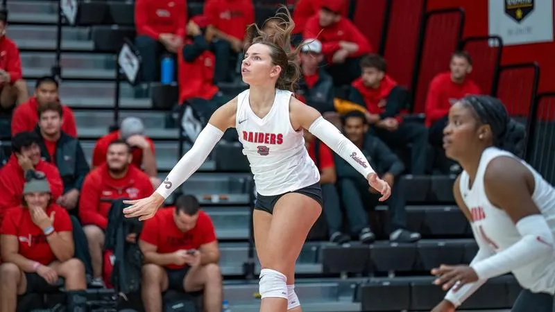 Raiders picked 3rd in CCC volleyball poll; season tickets on sale now