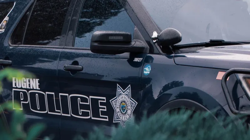 Eugene man charged after kicking vehicle, punching victim in downtown assault, police say