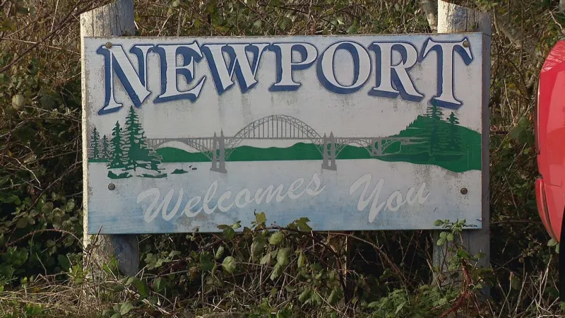 Portland Mayor, councilor send $20k to help cover Newport's legal fees in ICE lawsuit