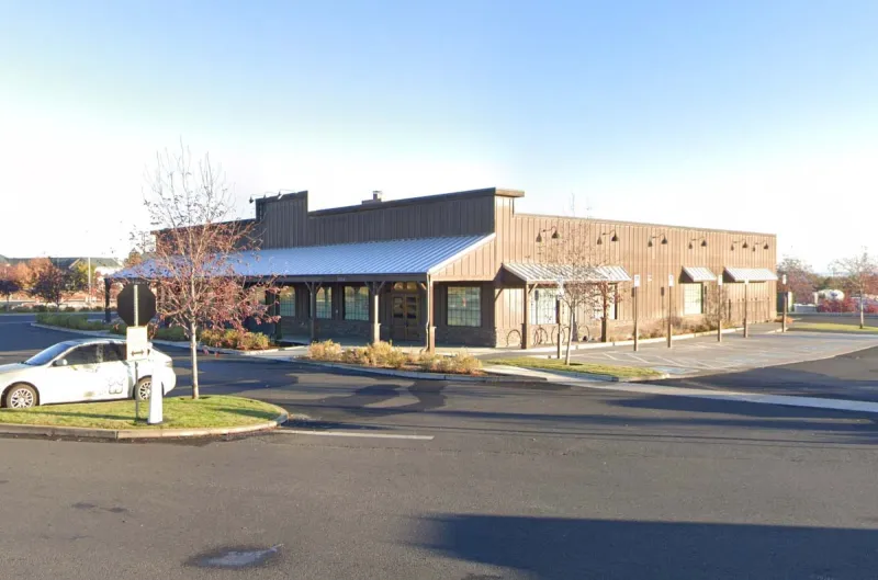 Bend's Old Cracker Barrel Is Getting a New Life as a Carhartt Store