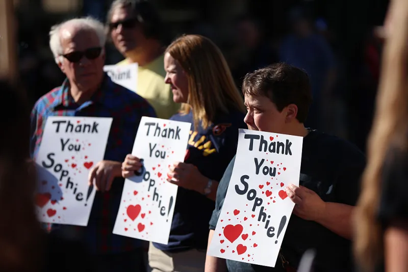 Portland Fire Fans Say Moda Center Kicked Them Out For Anti-Transphobia Shirt