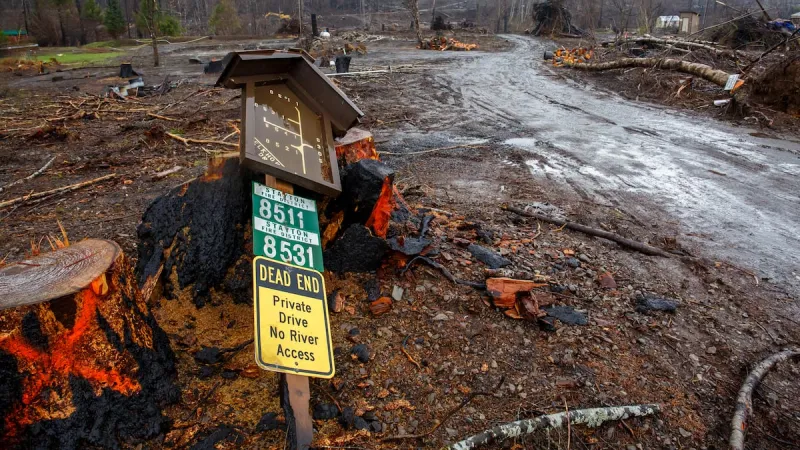 Sen. Wyden's wildfire tax relief bill passes just before Congress recesses, goes to White House