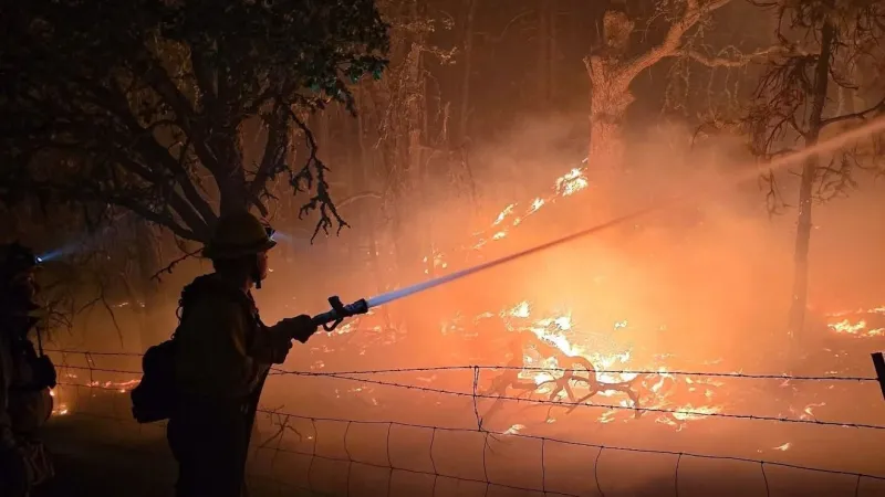 Two new large wildfires start in Oregon; Grasshopper Fire grows to nearly 87,000 acres