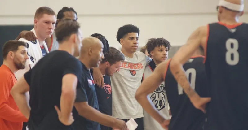 Oregon State men's hoops learning to connect before trip to Canada