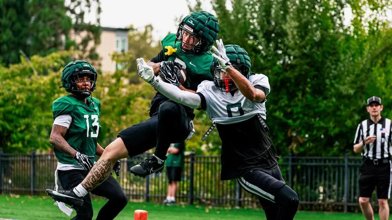 TDs for Offense, INTs for Defense, Live Reps for Special Teams Highlight Productive Second Fall Scrimmage for Vikings