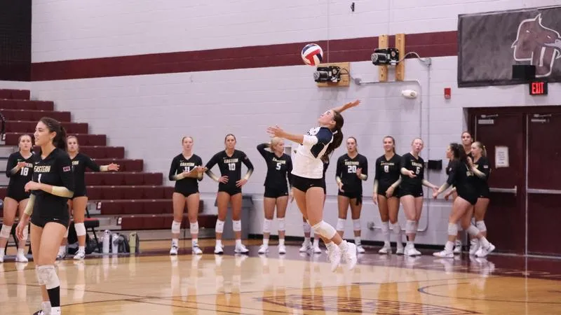 Mounties Roll to Two Sweeps, Finish Phoenix Classic 4-0