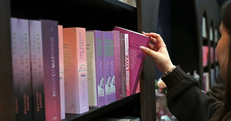 People cannot tell whether short stories are generated by AI