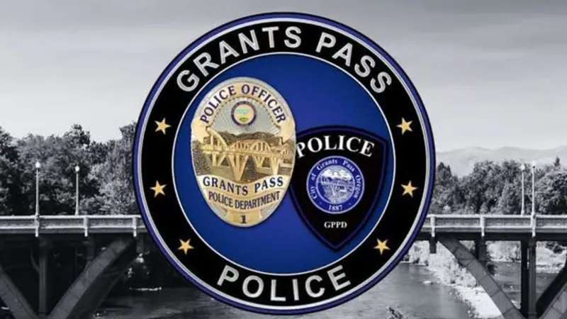 Two assaulted with crowbar in Grant Pass; two arrested