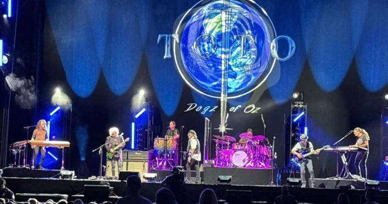 Between the Notes: Toto - The band you watch as much as you listen to