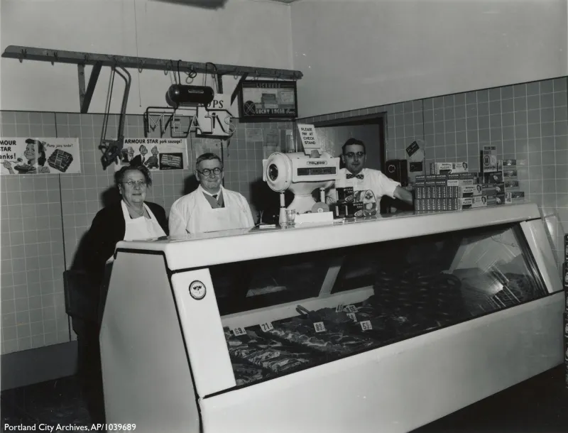 Lincoln Park Foods deli counter, 1953