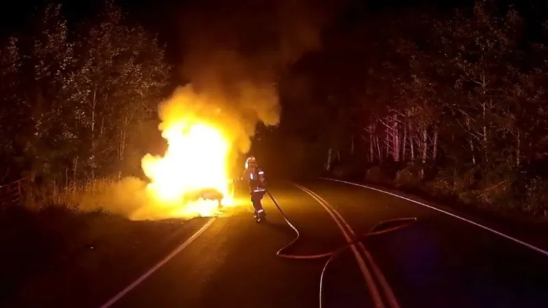 Caught on Camera: Seaside and Gearhart Fire knock down vehicle fire before it spreads