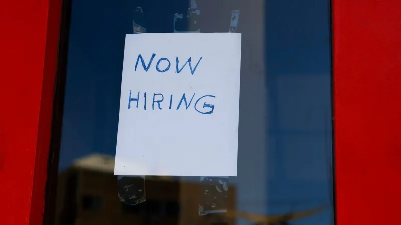 Oregon nonfarm payrolls fall by 4,100 in July as services, government shed jobs
