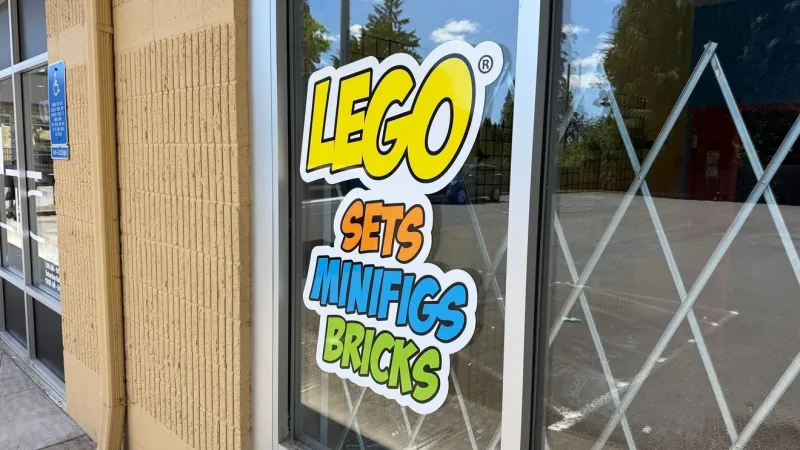 Bricks & Minifigs settles lawsuit over viral Lego 'Star Wars' collection missing in Keizer