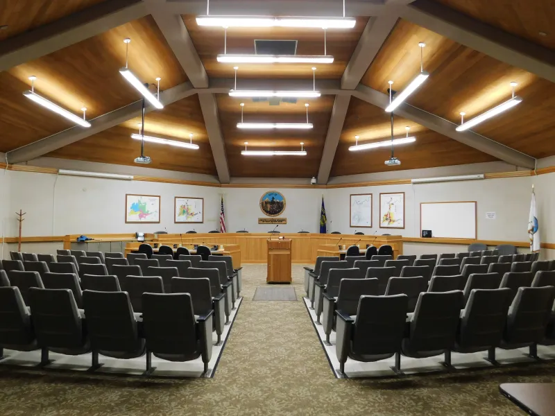 ROSEBURG CITY COUNCIL TO CONTINUE PROCESS OF HIRING A CITY MANAGER