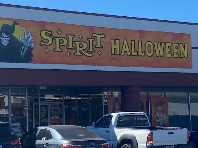 SPIRIT HALLOWEEN OPEN FOR SEASON IN ROSEBURG
