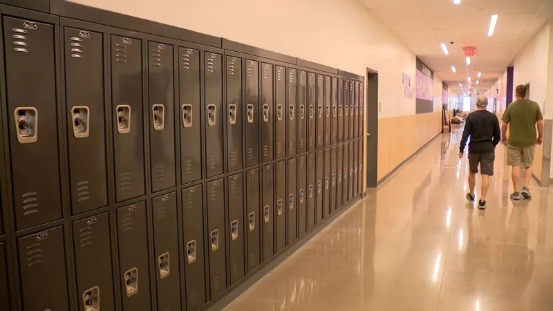 A new beginning: Students return for new school year at all-new Beaverton High School
