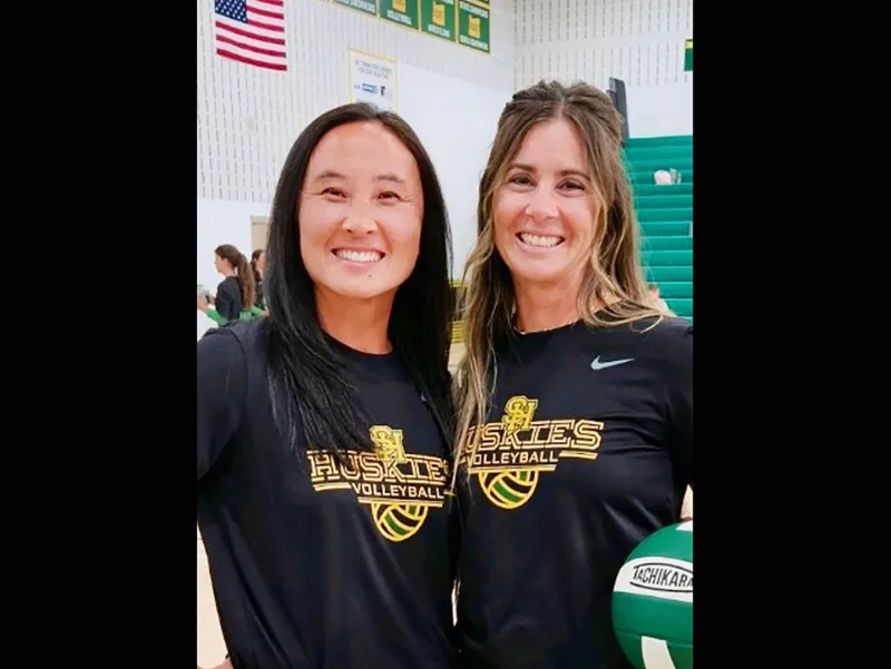 Volleyball veterans Bondeson and Tyler take Huskies' helm