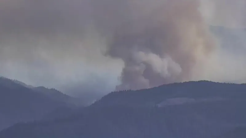 New wildfire near Hills Creek Reservoir mostly contained after growing to 80 acres