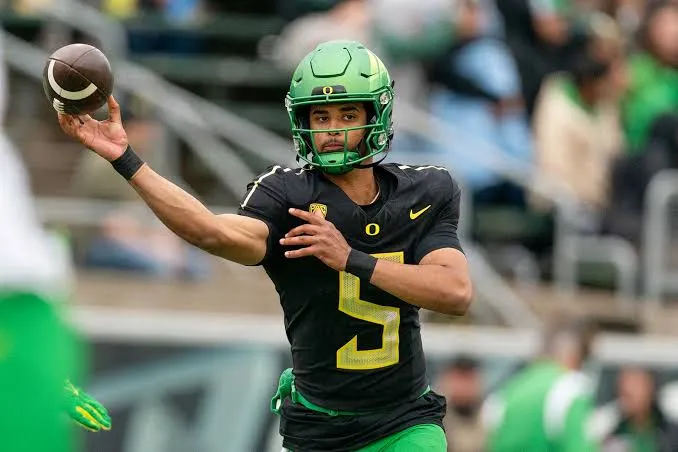 How Oregon Quarterback Dante Moore Can Win The 2026 Heisman Award