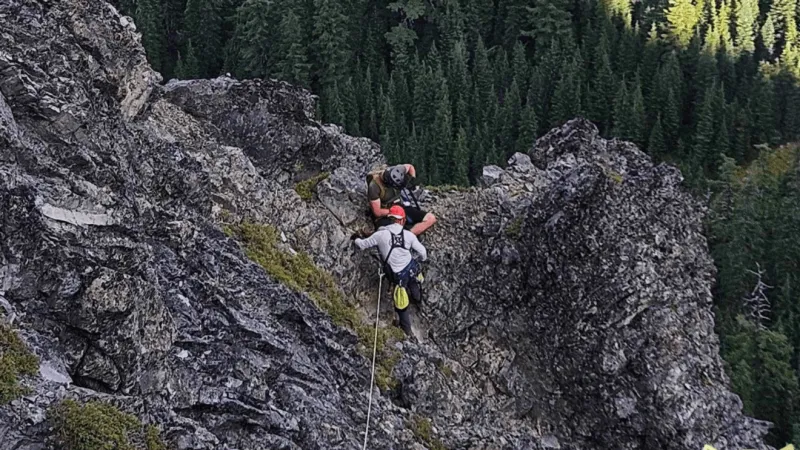 Man stuck on Mt. Yoran recovered safely by Search and Rescue volunteers
