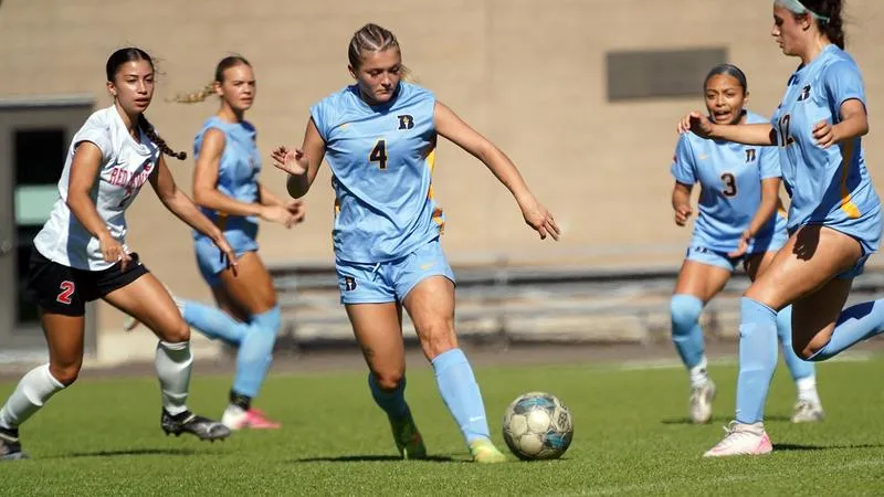 Beacons Draw with Simpson to Open Season