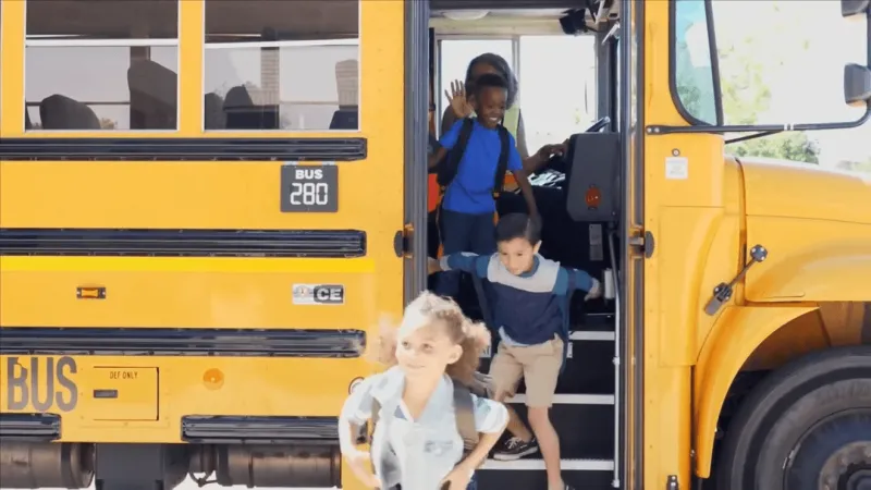 Mountain View Elementary welcomes students back Wednesday as K-6 campus grows