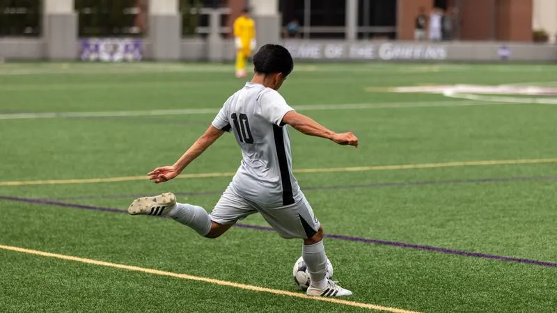 Wolves fall at Cal Poly Pomona, 2-1 on Wednesday night