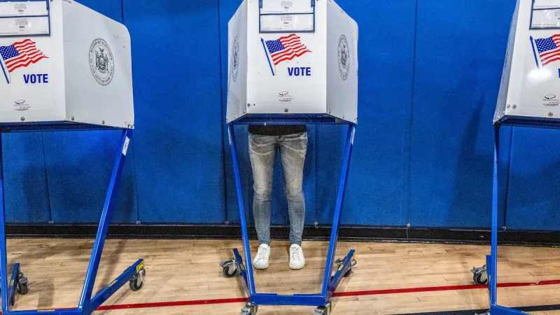 Democrats demand Homeland Security officials fund election security ahead of midterms
