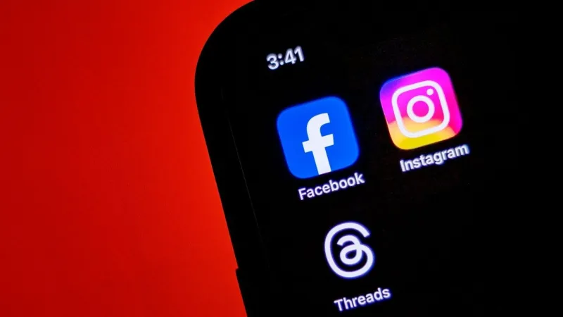 VOTE: Do you think social media negatively impacts kids?