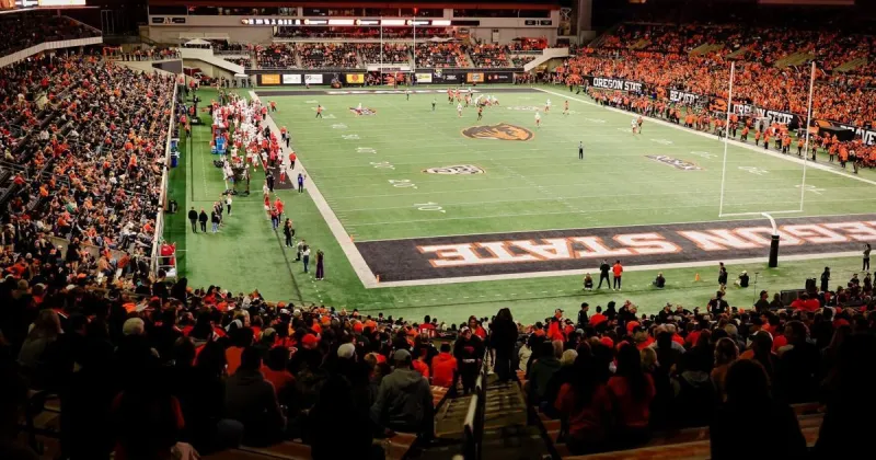Pac-12 news and notes: Bowl affiliation, player availability and replay review