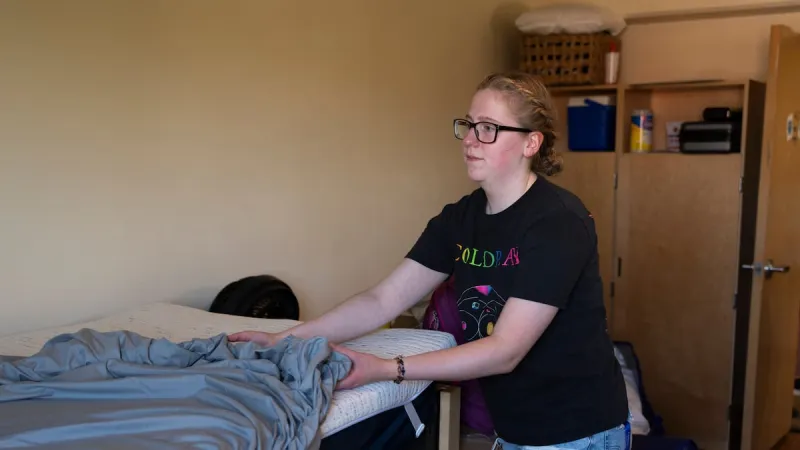 OPB's First Look: Oregonians go back to college