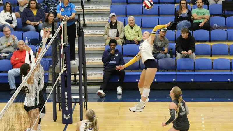 Lady Owls Open CCC Play, Top Walla Walla in Four Sets