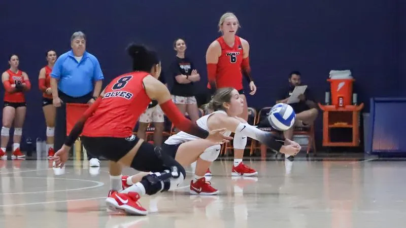 Wolves have three-match win streak snapped by Emmanuel in Hawaii